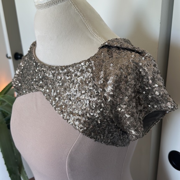 Women’s formal fitted grey sequin dress - Picture 6 of 10